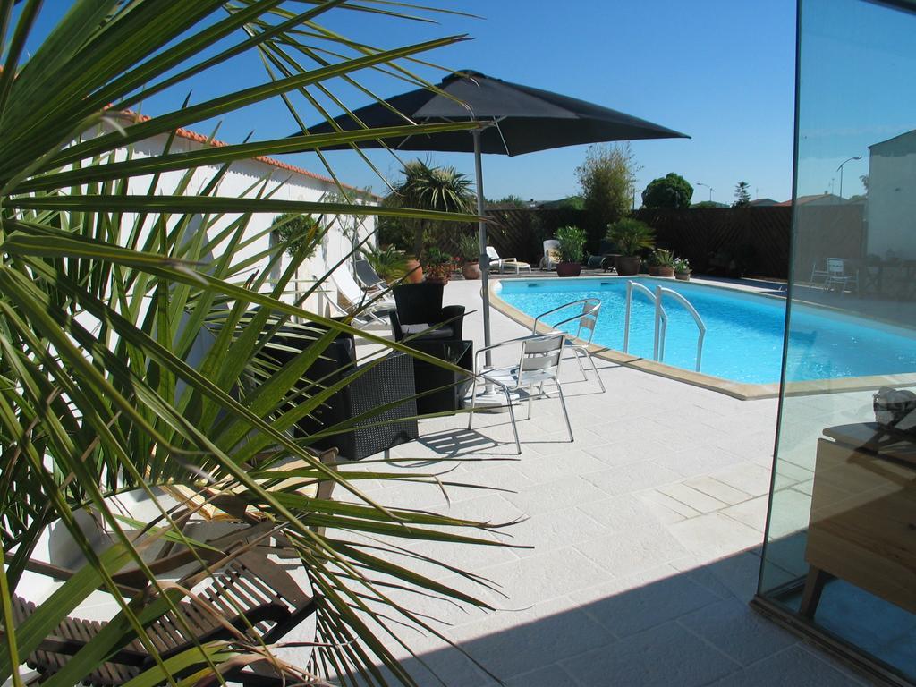 Chambres D'Hotes Le Logis Du Port Paradis Nieulle-sur-Seudre Exteriör bild